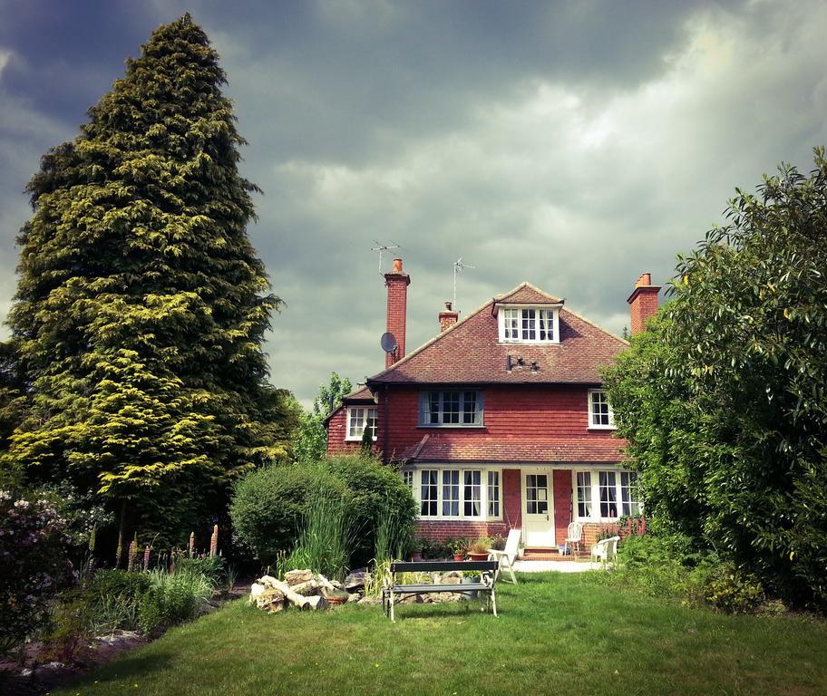 Claygate Rosemead Guest House מראה חיצוני תמונה